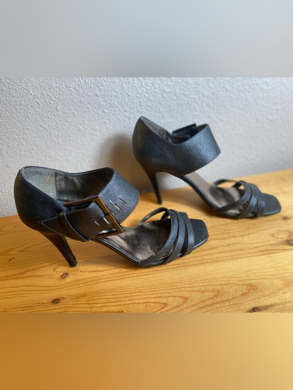 Worthington~Shimmery~Gray~Open Toe~Wide Ankle Buckle~Stiletto~Sandal~Size 8.5